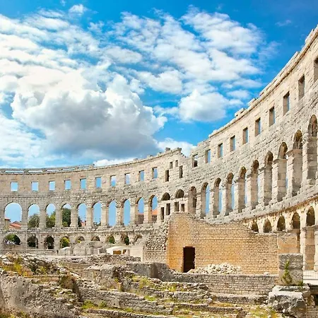Beauty Pula